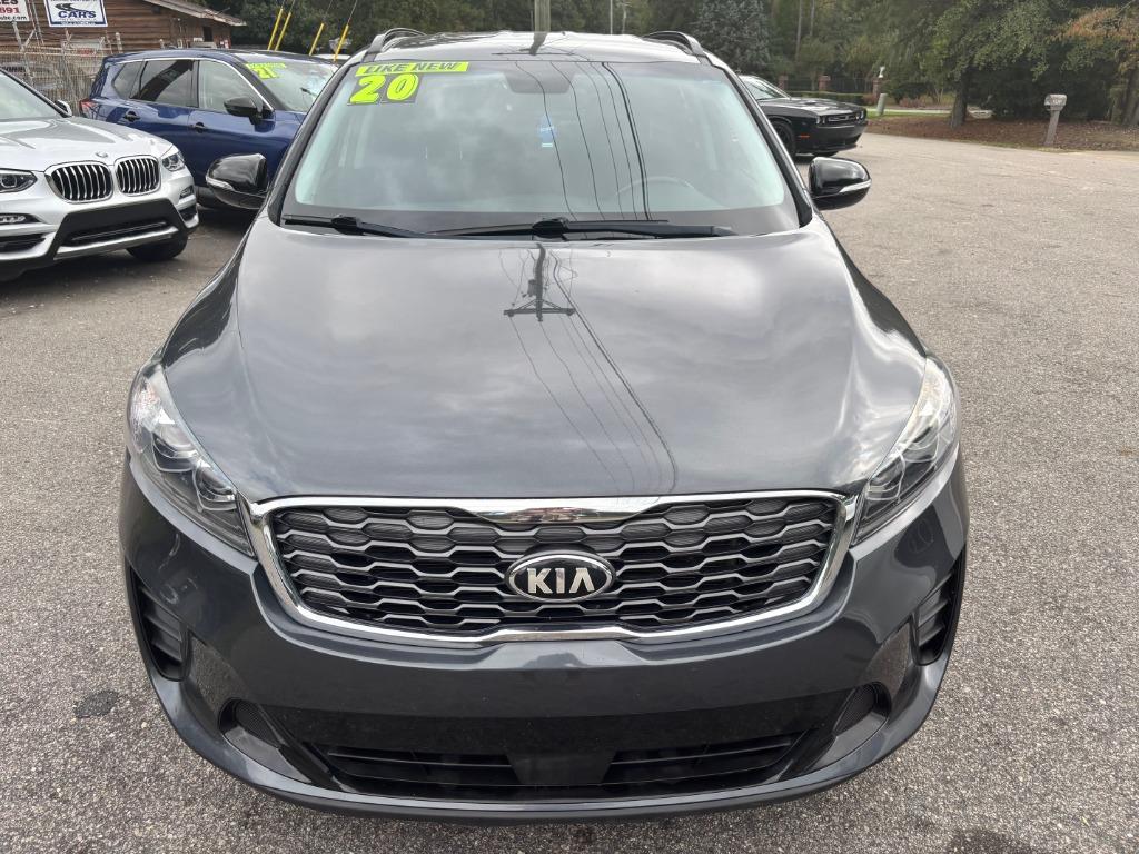 2020 Kia Sorento S's photo