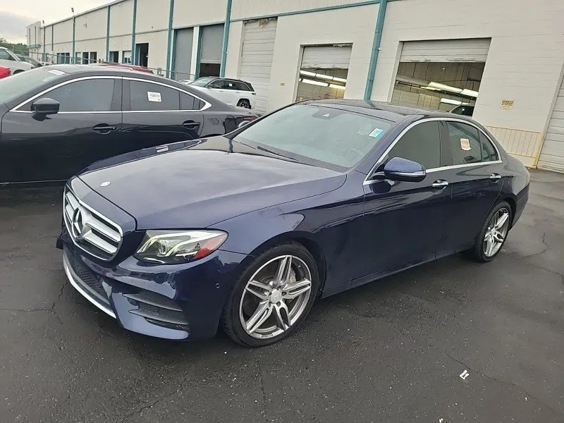 2017 Mercedes-Benz E-Class E300's photo
